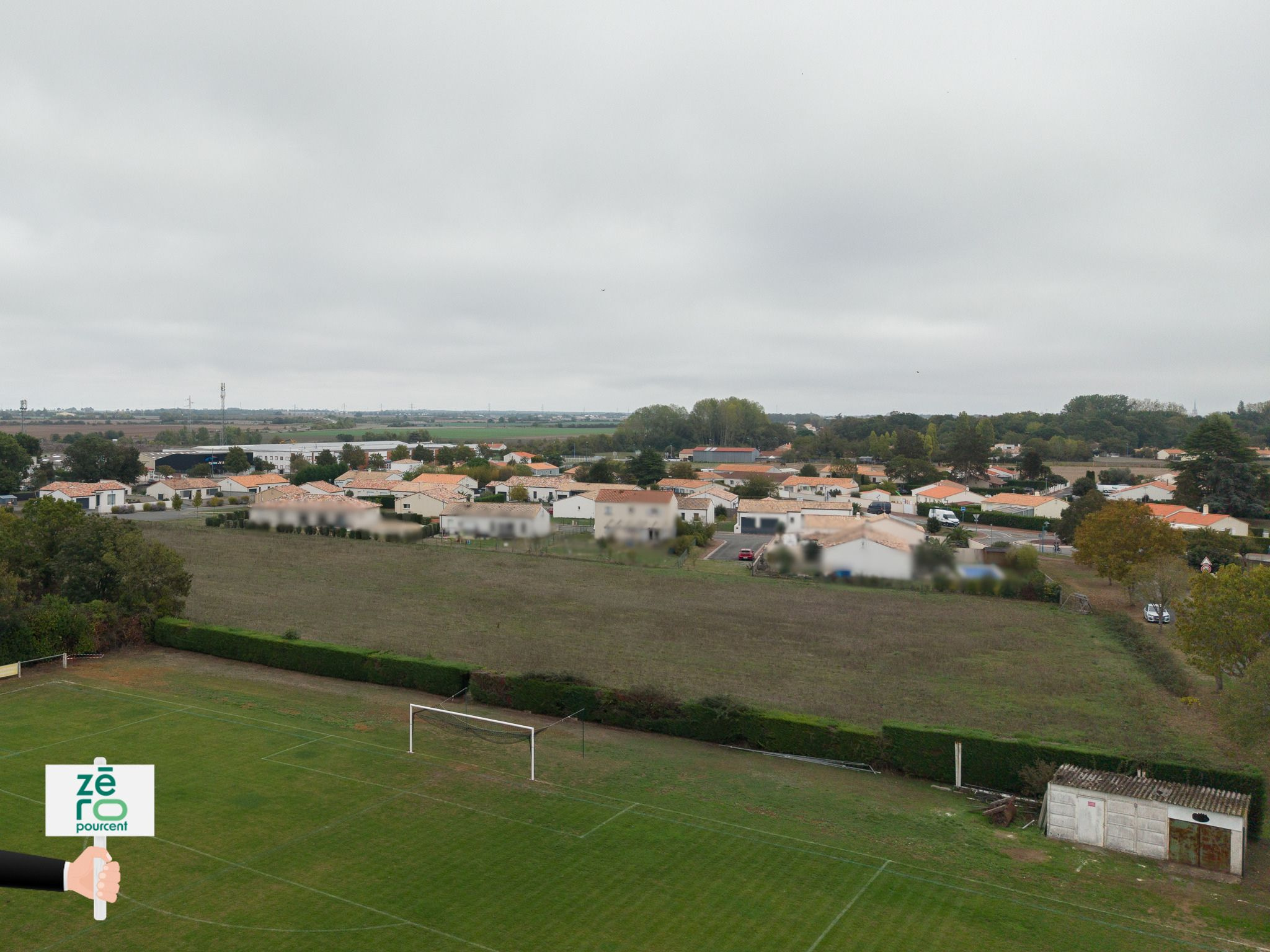 Terrain constructible à vendre à Chasnais, 367 m² – photo 3 sur 8