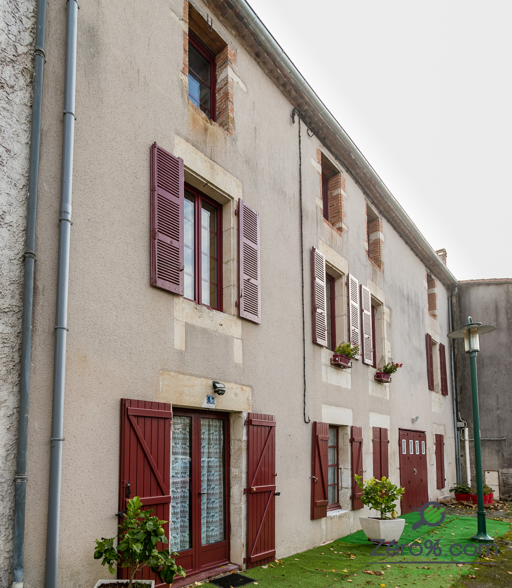 vente Maison mitoyenne d'époque en pierre avec travaux