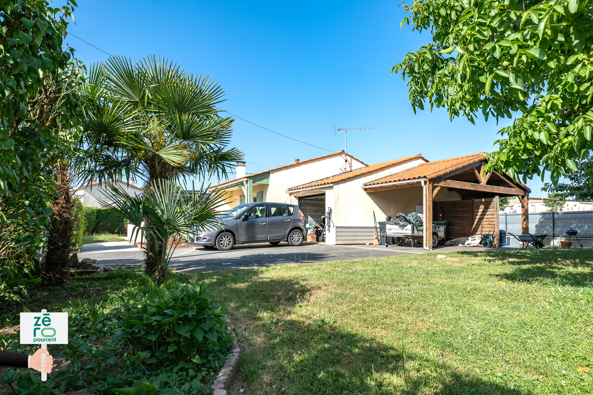 Maison de plain-pied 129 m2   3 chambres   Terrain 1 380 m2
