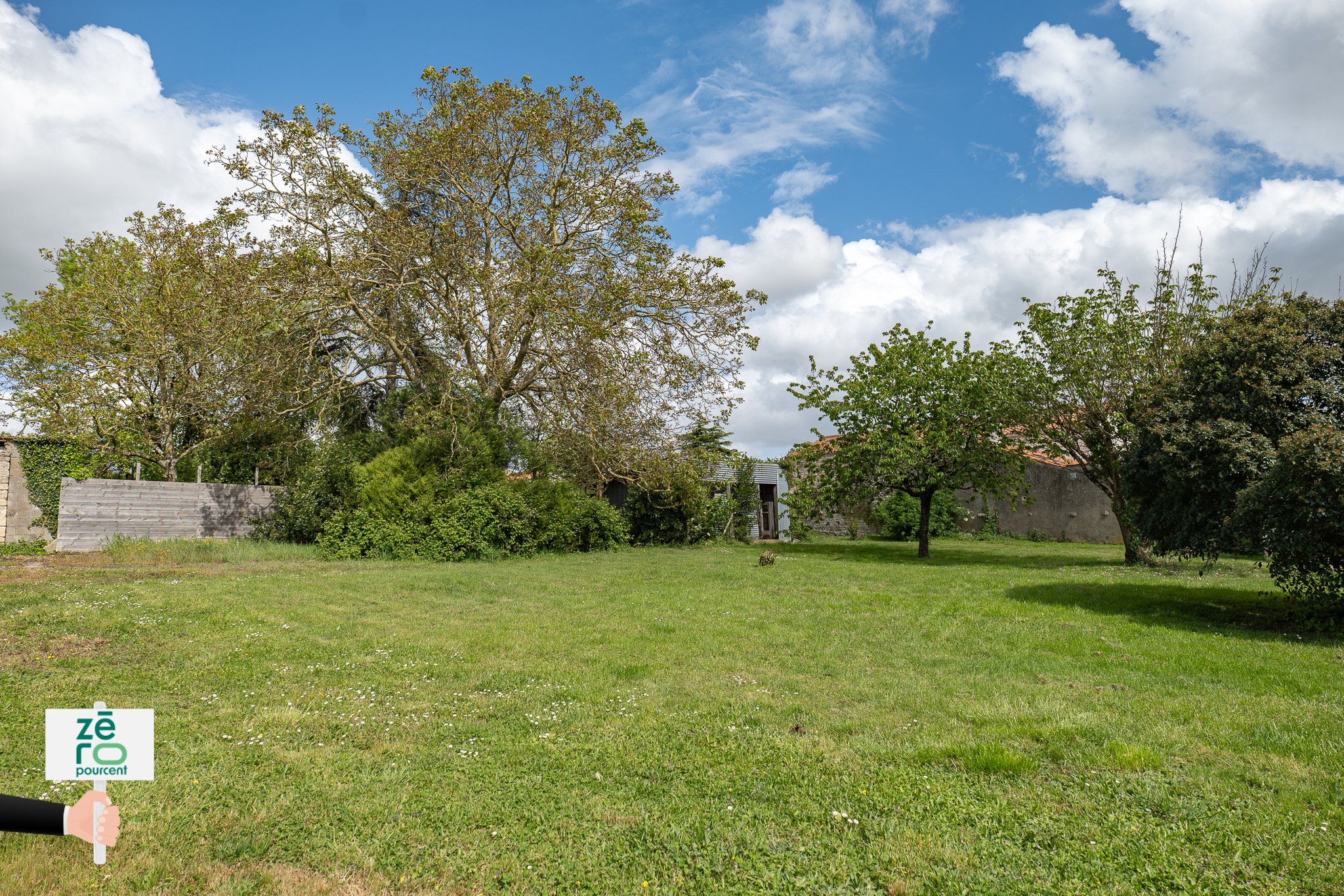 Terrain à vendre à Les magnils reigniers, 1 028 m² – photo 3 sur 7